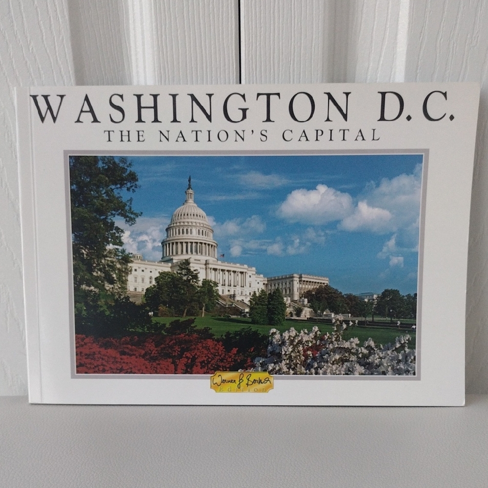 Washington D.C. Scenic Book